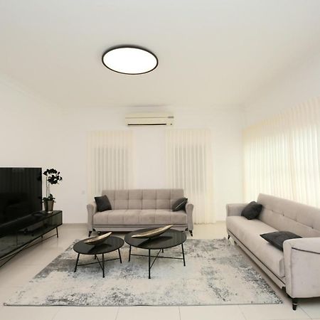 City Center Luxury Apartment In Netanya Dış mekan fotoğraf
